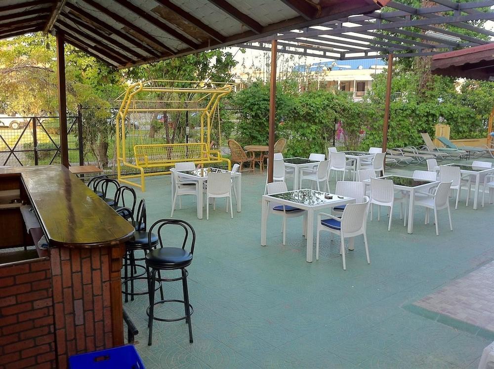 Marsyas Hotel 马尔马里斯 外观 照片
