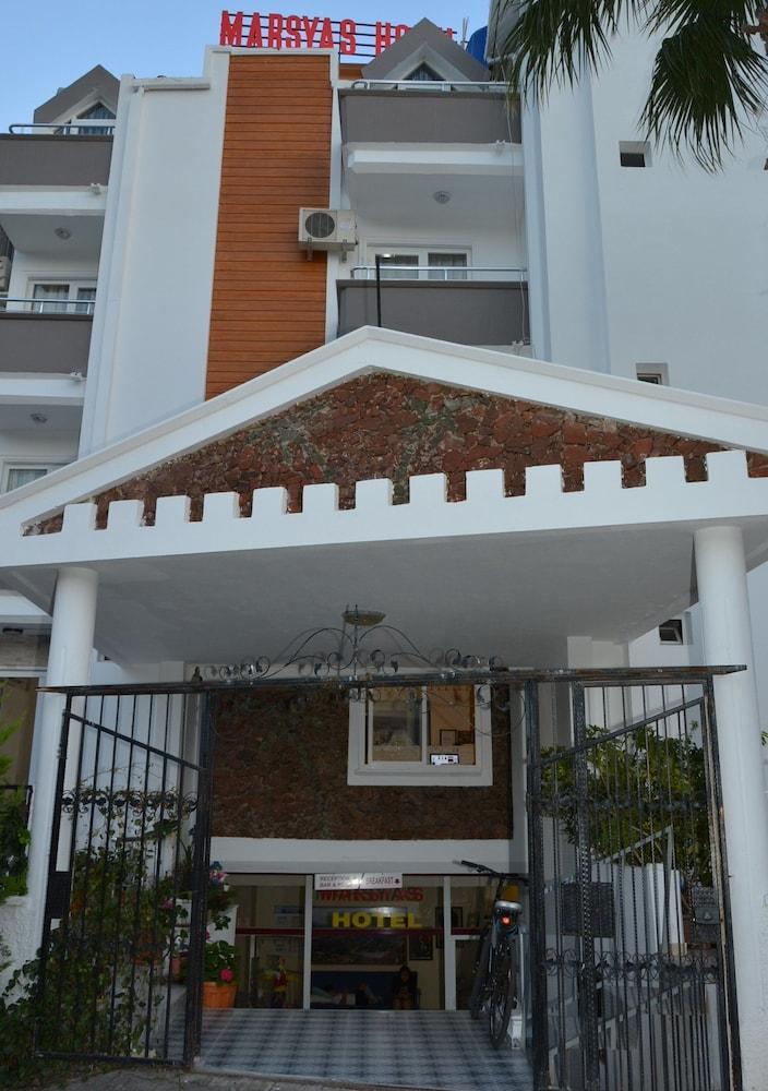 Marsyas Hotel 马尔马里斯 外观 照片
